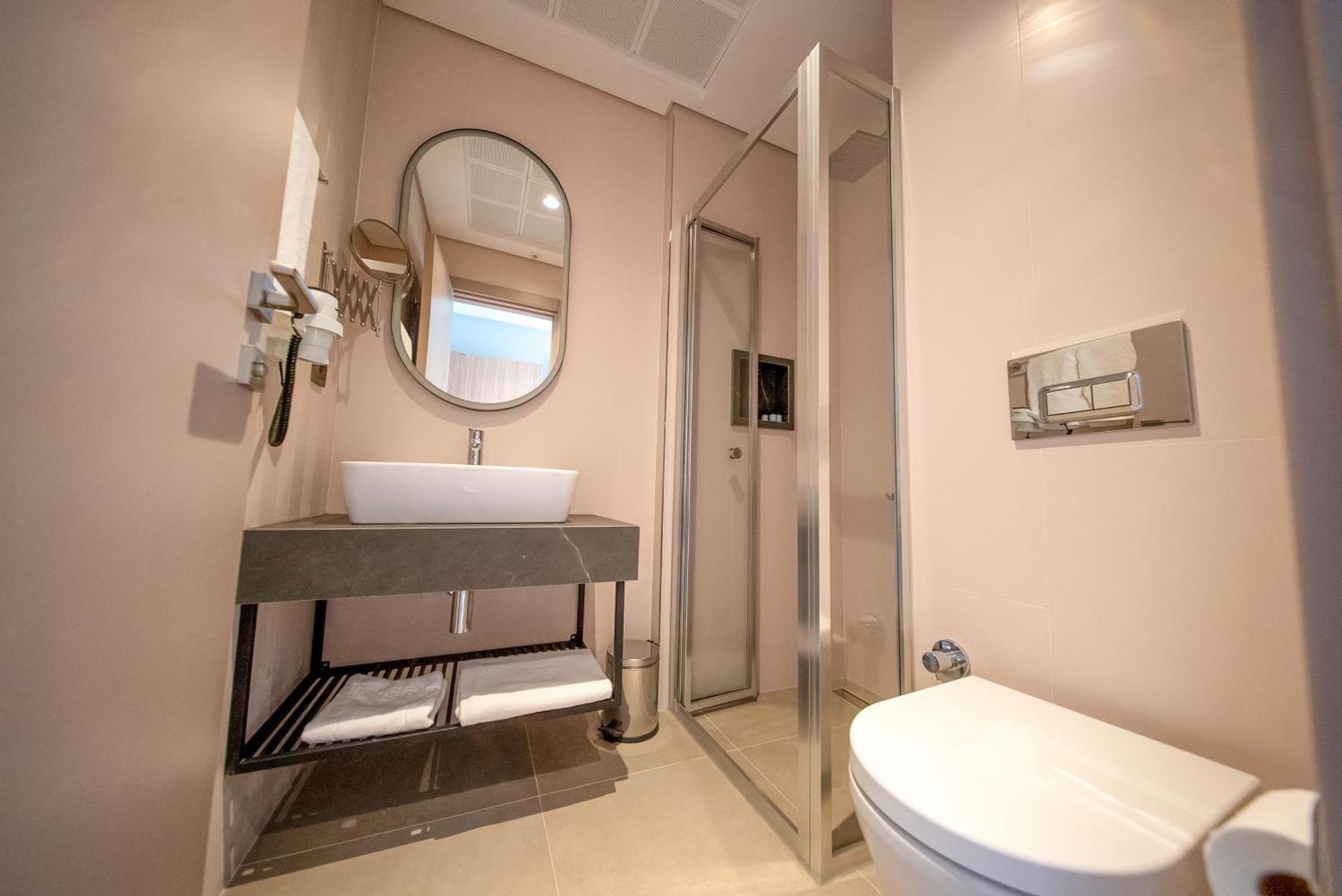 The Palm Bosphorus Hotel Istanbul Ngoại thất bức ảnh