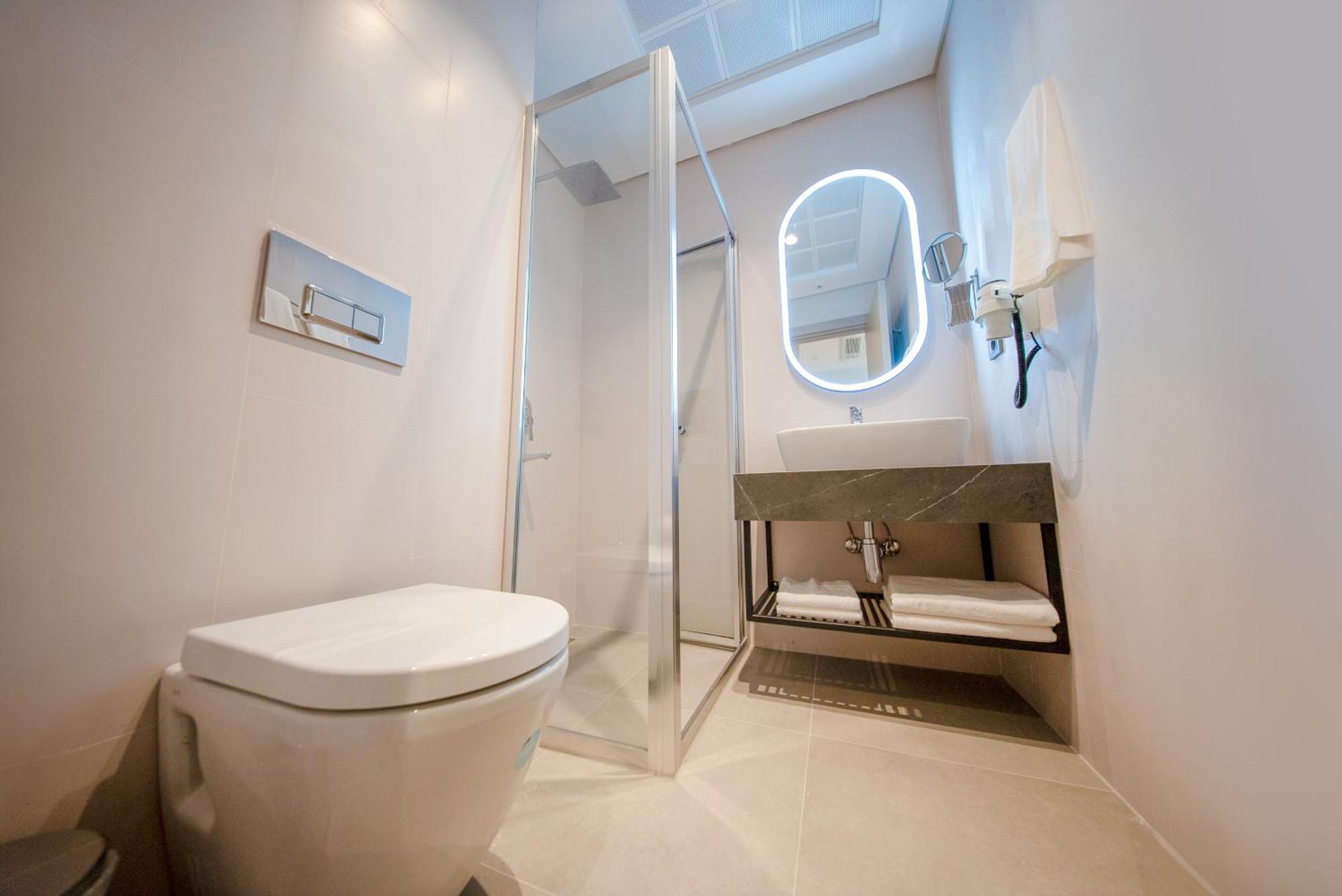 The Palm Bosphorus Hotel Istanbul Ngoại thất bức ảnh